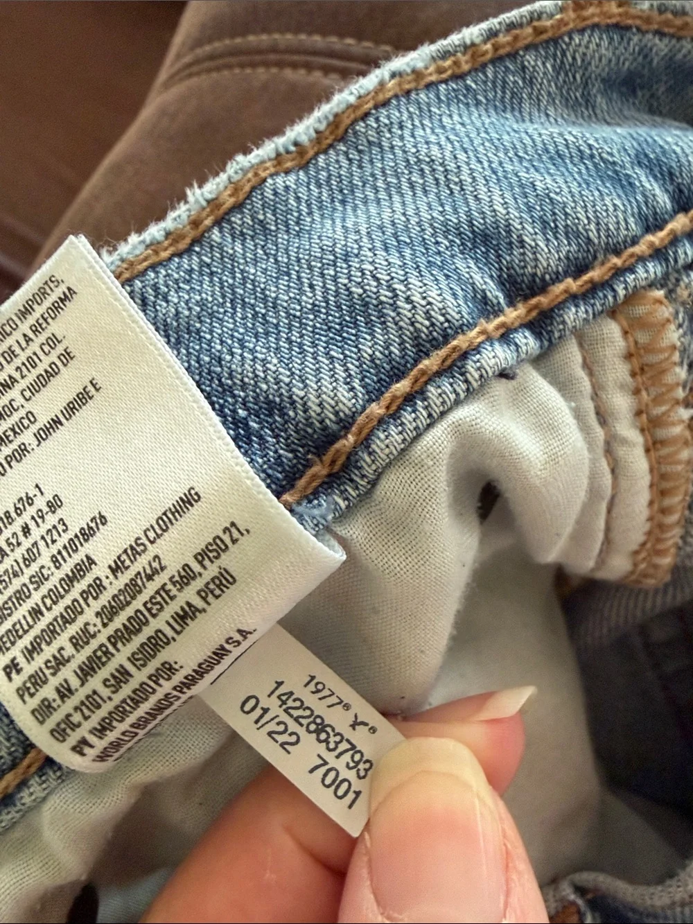 American Eagle Outfitters Light Blue ‘90’s Boyfriend Distressed Shorts Size 14